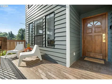 11178 SE Cranberry Loop Clackamas OR 97015