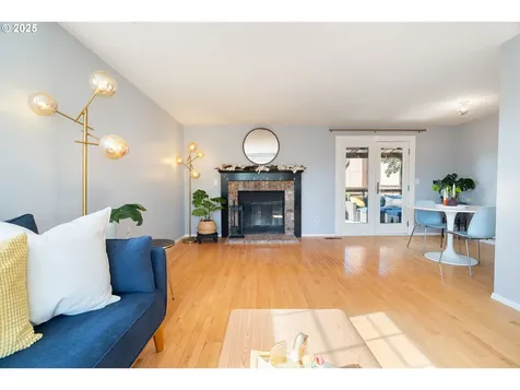 11178 SE Cranberry Loop Clackamas OR 97015