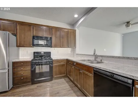 5905 NE 48th Street Vancouver WA 98661