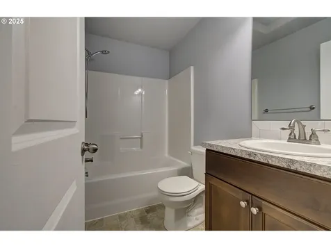 5905 NE 48th Street Vancouver WA 98661