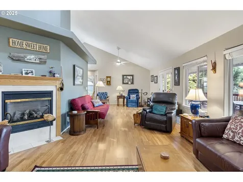 1732 E Sixth Avenue Sutherlin OR 97479