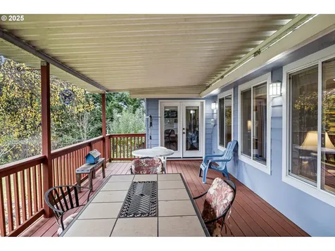 1732 E Sixth Avenue Sutherlin OR 97479