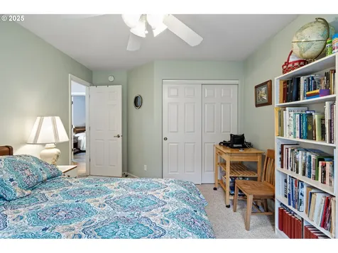1732 E Sixth Avenue Sutherlin OR 97479