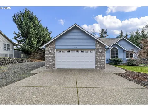 1732 E Sixth Avenue Sutherlin OR 97479