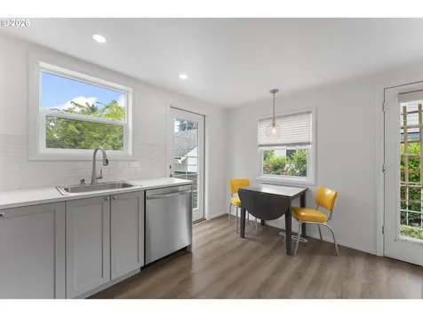 1305 Spruce Street Lake Oswego OR 97034