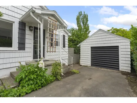 1305 Spruce Street Lake Oswego OR 97034
