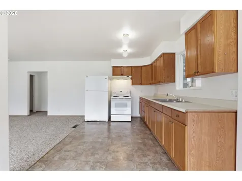 80/82 NW Columbia Avenue Stevenson WA 98648