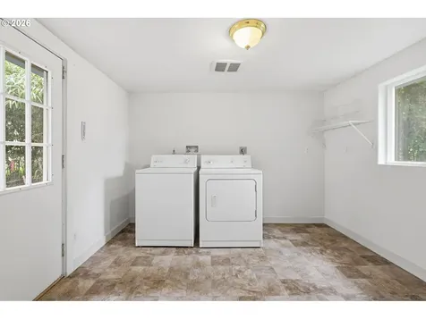 80/82 NW Columbia Avenue Stevenson WA 98648
