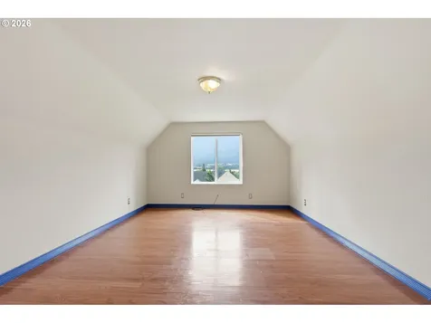 80/82 NW Columbia Avenue Stevenson WA 98648