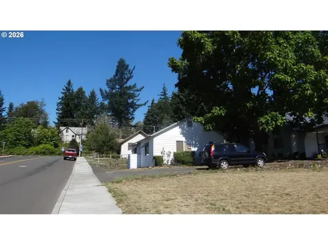 80/82 NW Columbia Avenue Stevenson WA 98648