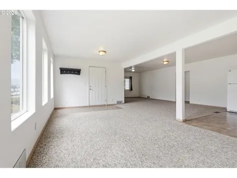 80/82 NW Columbia Avenue Stevenson WA 98648