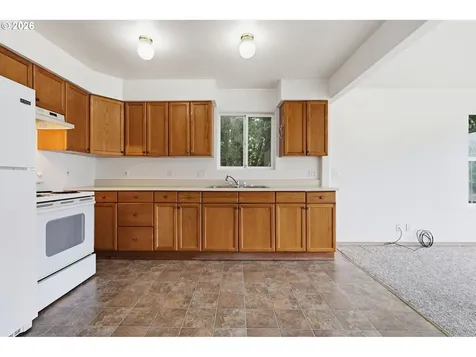 80/82 NW Columbia Avenue Stevenson WA 98648