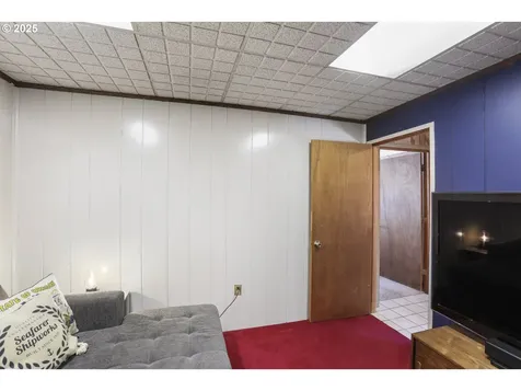 331 NE Bridgeton Portland OR 97211