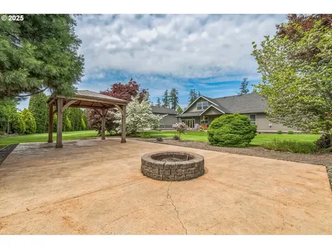 26250 S Milk Creek Circle Mulino OR 97042