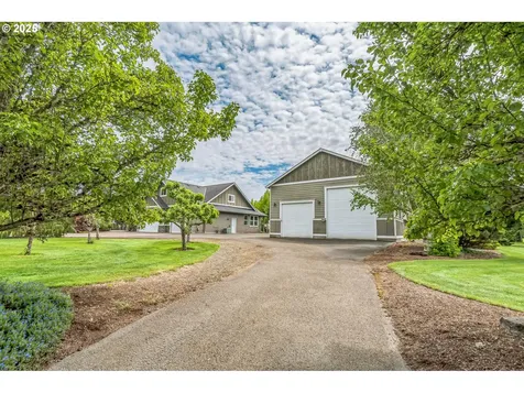 26250 S Milk Creek Circle Mulino OR 97042