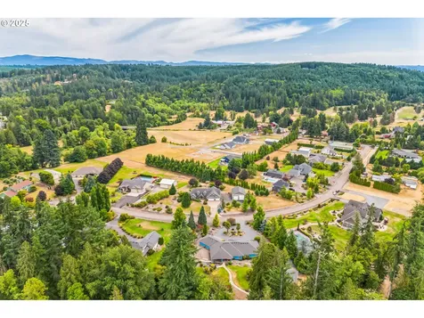 26250 S Milk Creek Circle Mulino OR 97042