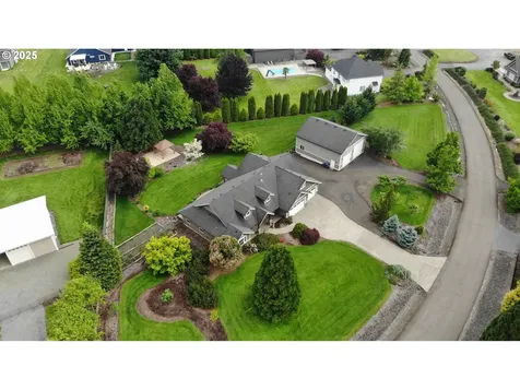 26250 S Milk Creek Circle Mulino OR 97042