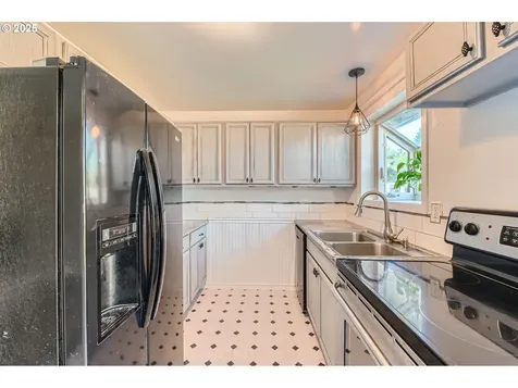 7308 NE 125th Avenue Vancouver WA 98682