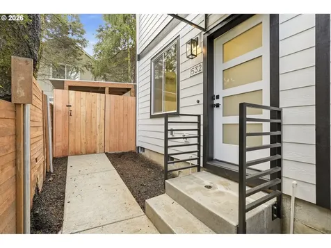 532 S Texas Street Portland OR 97219