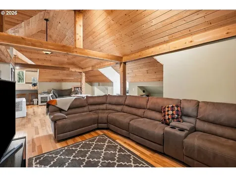 2828 NW Ariel Terrace Portland OR 97210