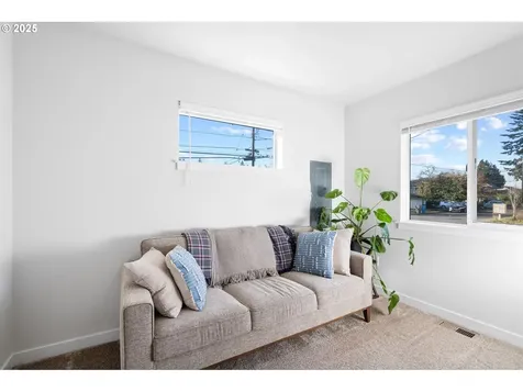2650 SE 101st Avenue Portland OR 97266