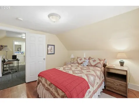429 S Main Street Newberg OR 97132