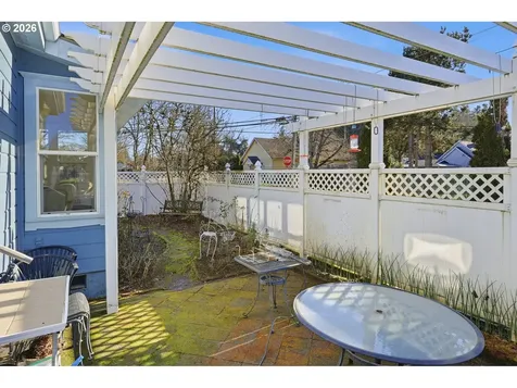 429 S Main Street Newberg OR 97132
