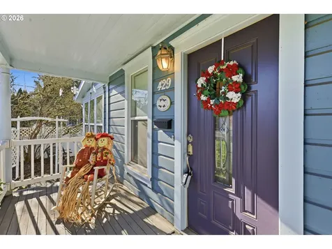 429 S Main Street Newberg OR 97132