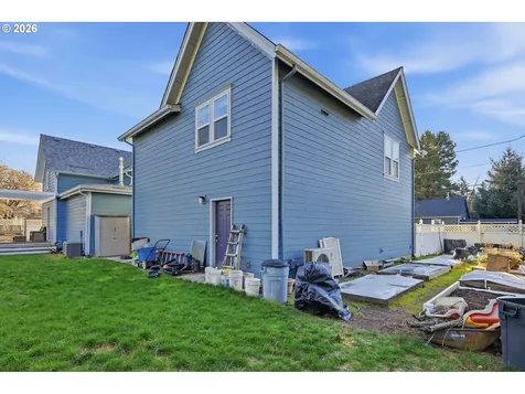 429 S Main Street Newberg OR 97132