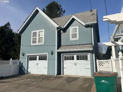 429 S Main Street Newberg OR 97132
