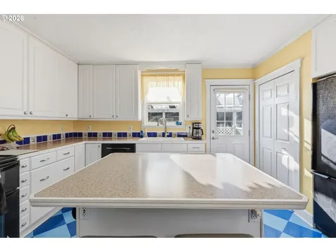 429 S Main Street Newberg OR 97132
