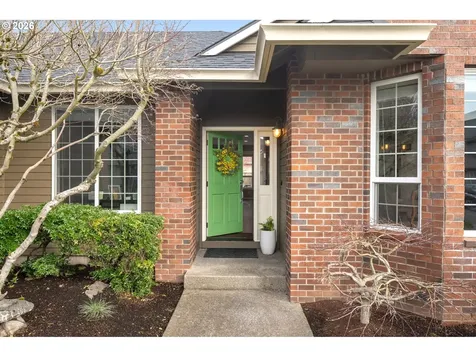1390 NE 11th Avenue Canby OR 97013