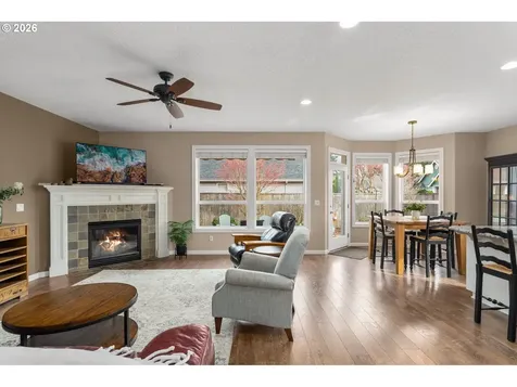 1390 NE 11th Avenue Canby OR 97013