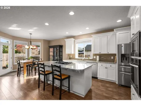 1390 NE 11th Avenue Canby OR 97013