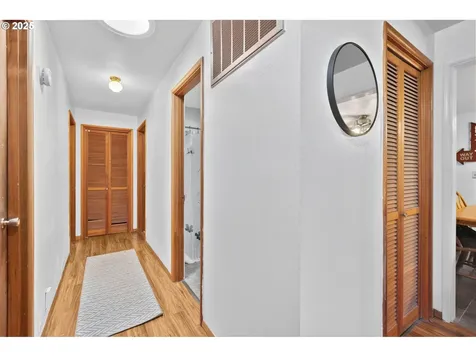 408 N 8th Street Cottage Grove OR 97424