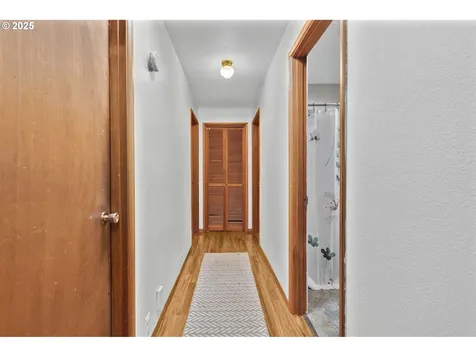 408 N 8th Street Cottage Grove OR 97424
