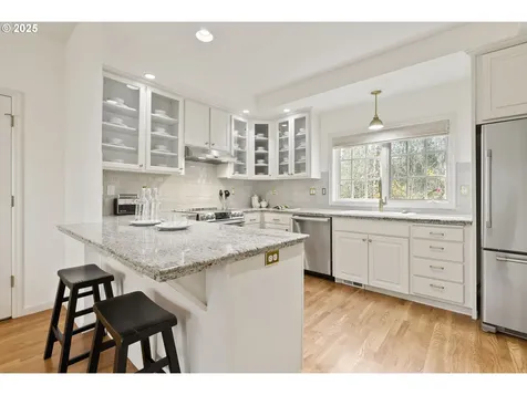 9938 NW Abbey Road Portland OR 97229