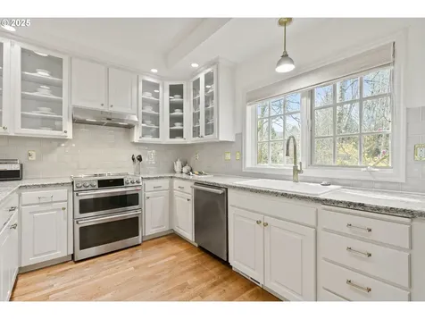 9938 NW Abbey Road Portland OR 97229