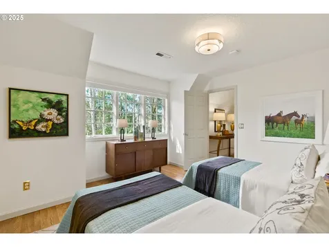 9938 NW Abbey Road Portland OR 97229