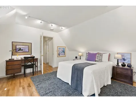 9938 NW Abbey Road Portland OR 97229