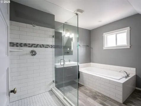 6119 SE 87th Avenue Portland OR 97266