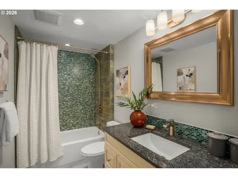 2755 SW Fairmount Boulevard Portland OR 97239