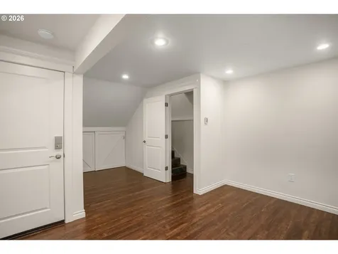 2755 SW Fairmount Boulevard Portland OR 97239