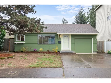 8030 SE Cora Street Portland OR 97206