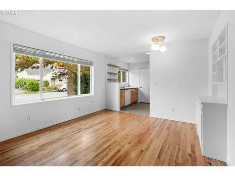 8030 SE Cora Street Portland OR 97206