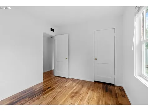 8030 SE Cora Street Portland OR 97206