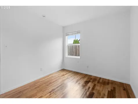 8030 SE Cora Street Portland OR 97206
