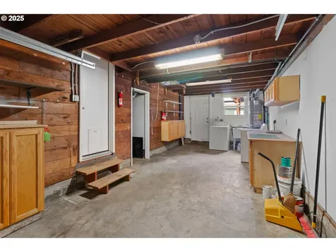 8030 SE Cora Street Portland OR 97206