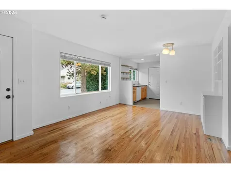 8030 SE Cora Street Portland OR 97206