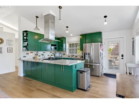 377 NW Spring Street White Salmon WA 98672